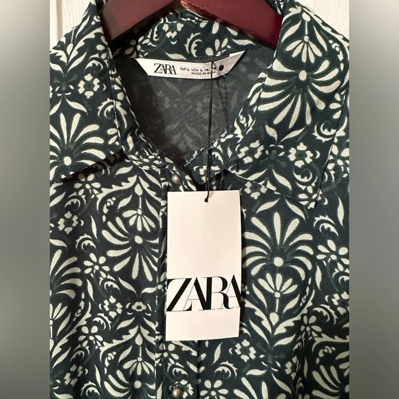 NWT Zara Green Printed Button Down Dress Braided Self Belt Elastic Sleeves LARGE - Picture 8 of 15